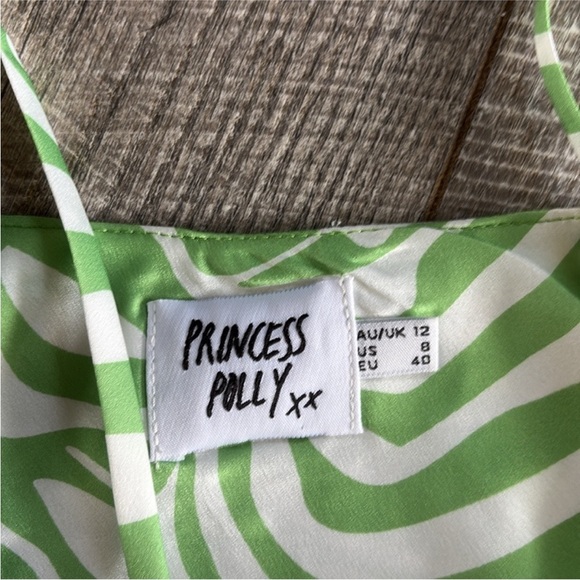 Princess Polly Size 8 Green Mini-Dress. - Picture 5 of 6